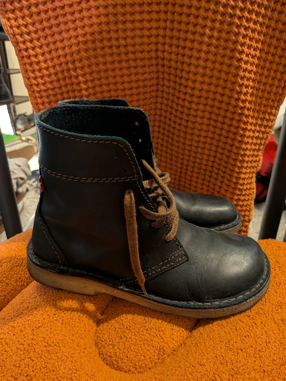 Men's Duckfeet Faborg Black Leather Lace-Up Boots with Brown Laces